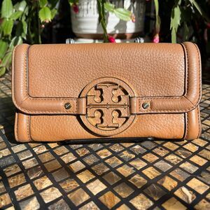 Tory Burch Leather Wallet Double Snap Closure Camel Color Gold Hardware EUC